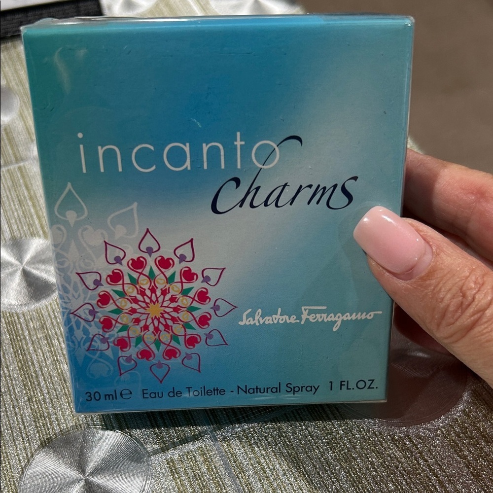🆕 Salvatore Ferragamo EDT Spray Incanto Charms Floral - fruity fragrance
